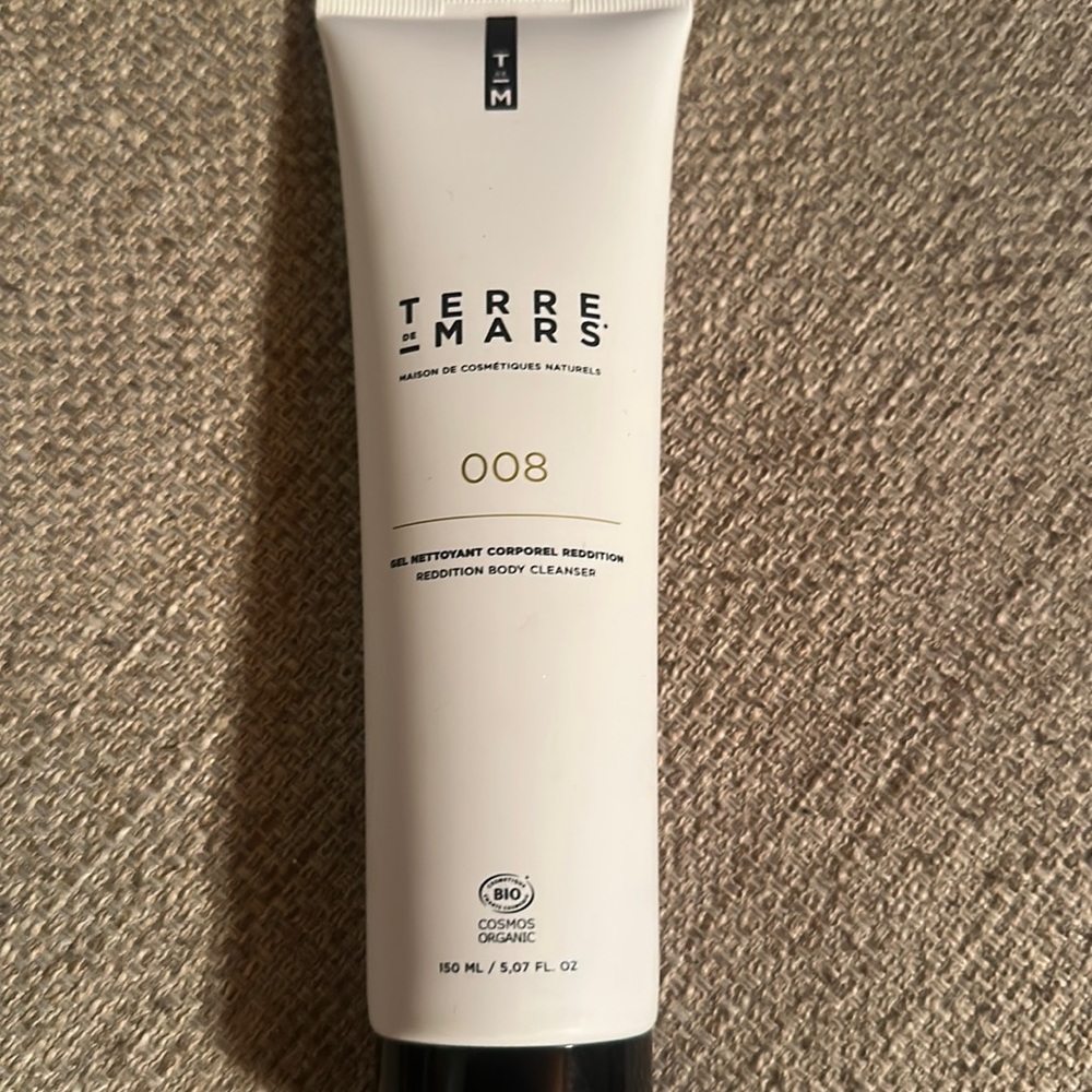 New Terre de mars 008 reddition body cleanser